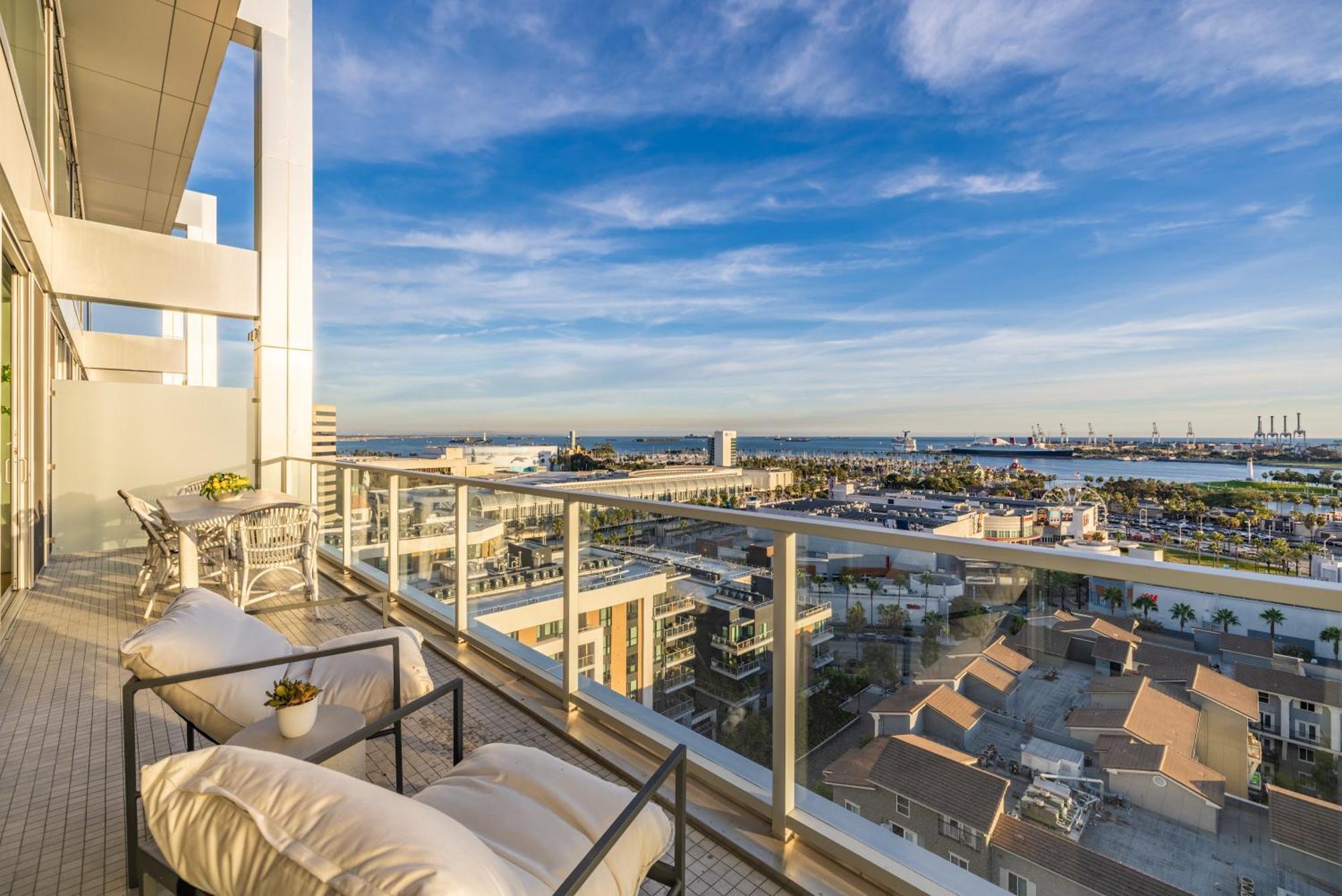 @ Marbella Lane - Penthouse W/ City & Ocean Views لونغ بيتش، كاليفورنيا المظهر الخارجي الصورة